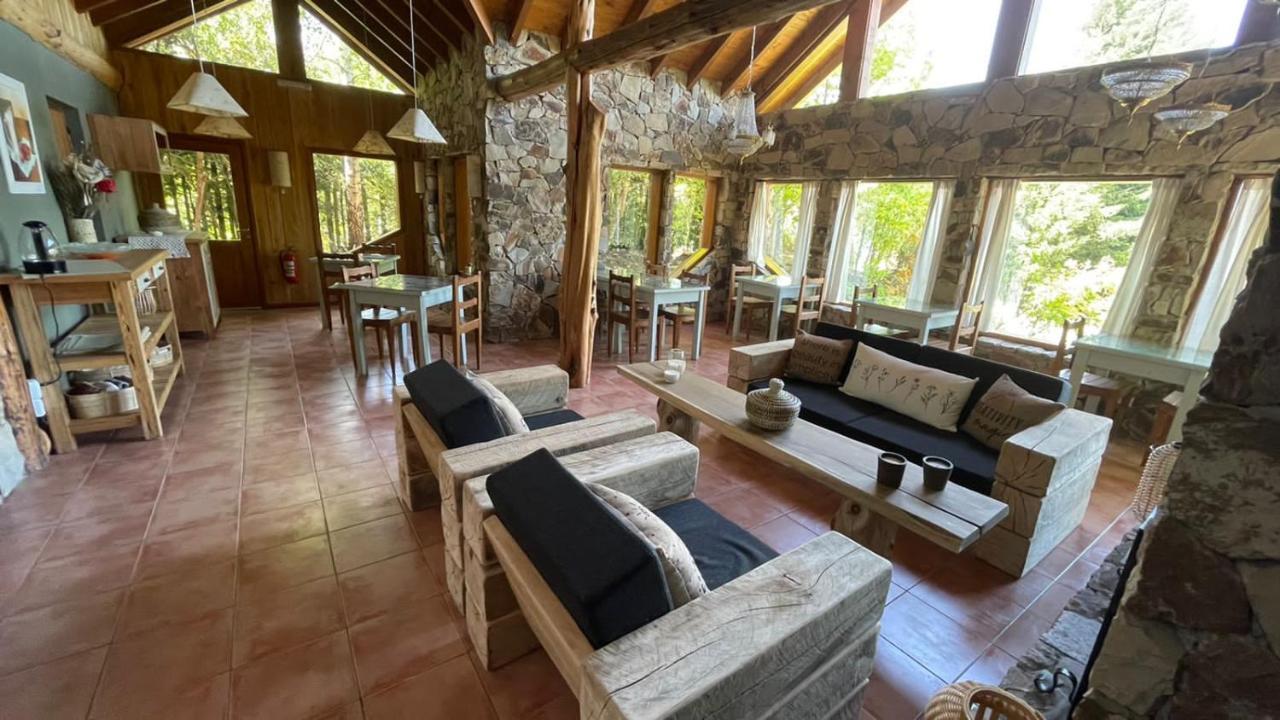 Hosteria Brisas Del Cerro Villa La Angostura Buitenkant foto