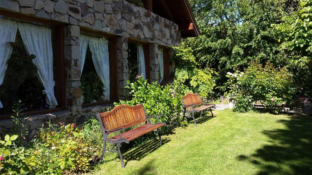 Hosteria Brisas Del Cerro Villa La Angostura Buitenkant foto