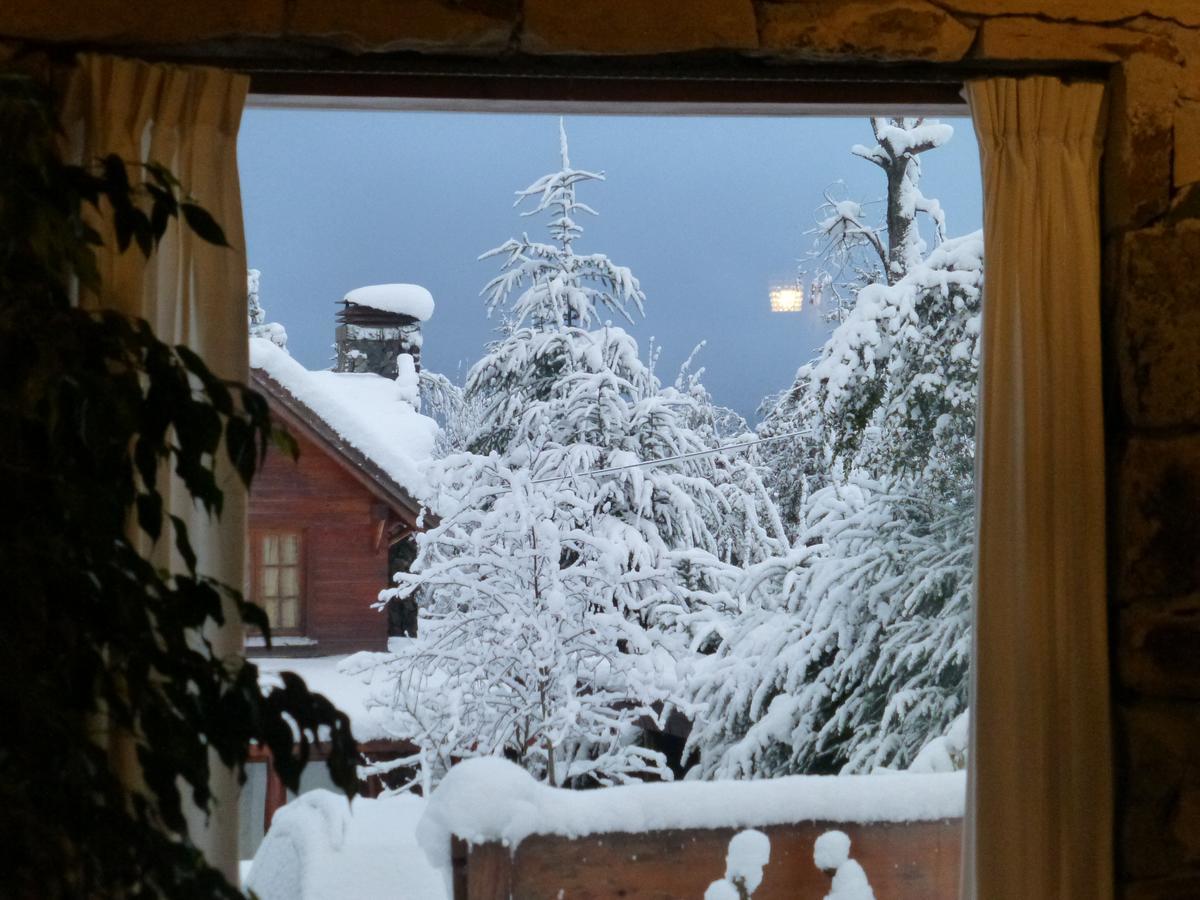 Hosteria Brisas Del Cerro Villa La Angostura Buitenkant foto